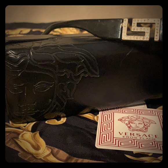 Versace Mod classics ! - Picture 2 of 7